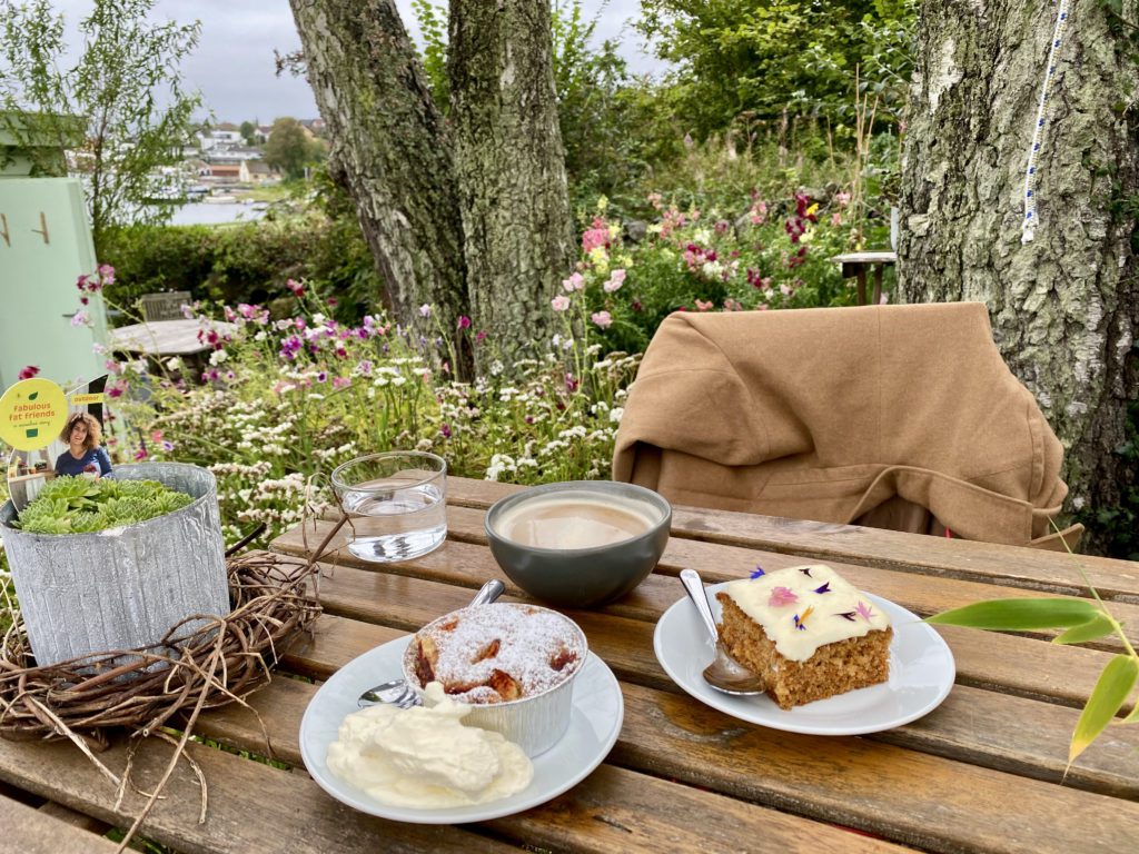 Humlefabrikken kafe gartneri hundvåg
Søndagsåpne kafeer på Jæren